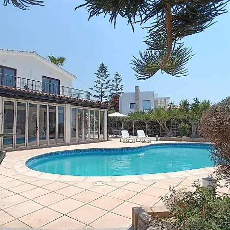 Villa Lovely Seaview Near Sea Caves, Paphos *
